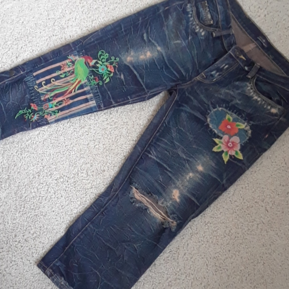 PEOPLE  FOR PEACE..NWOT..CROP..SIZE 29